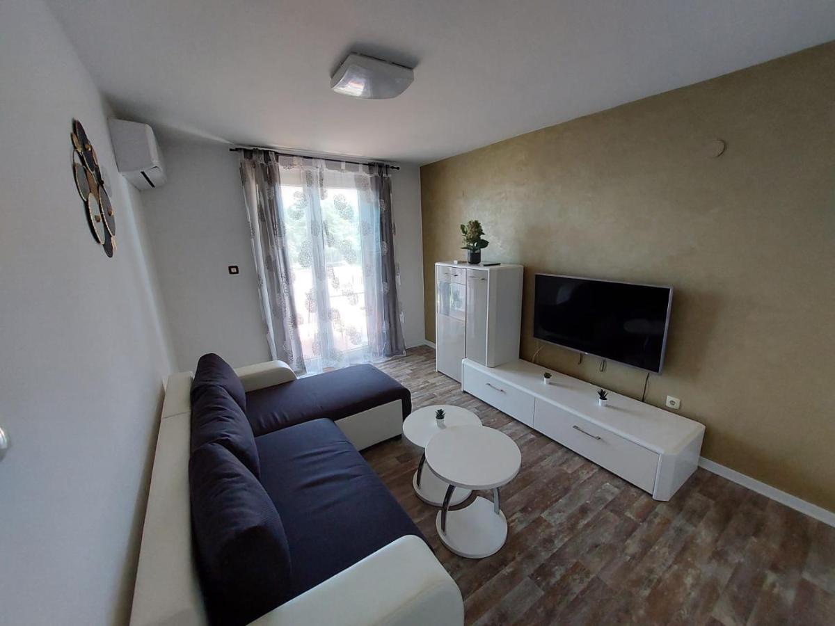 Apartment Jana Novigrad  Exterior photo